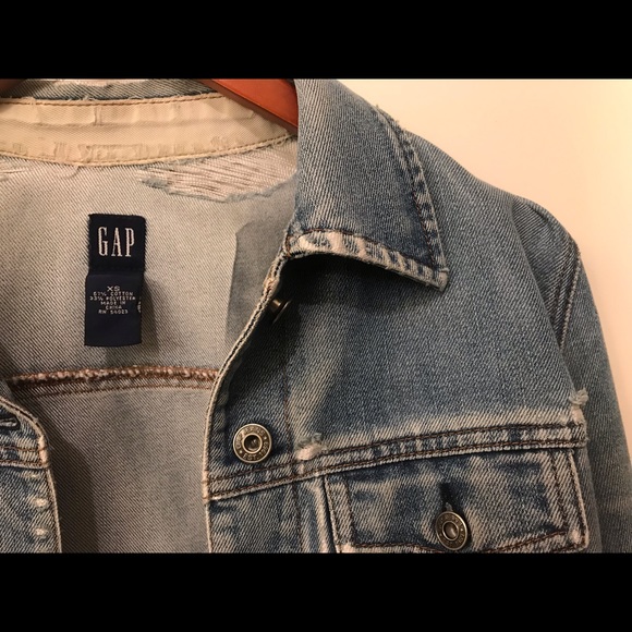Cropped jean jacket - Picture 3 of 3